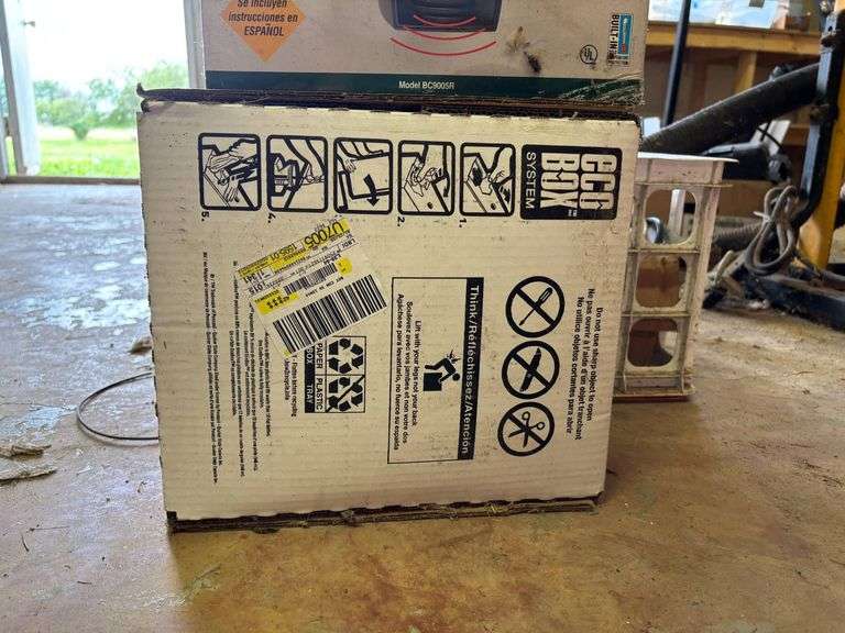 Motion Detector Light, Wire Spool, and Extension Cords Lot