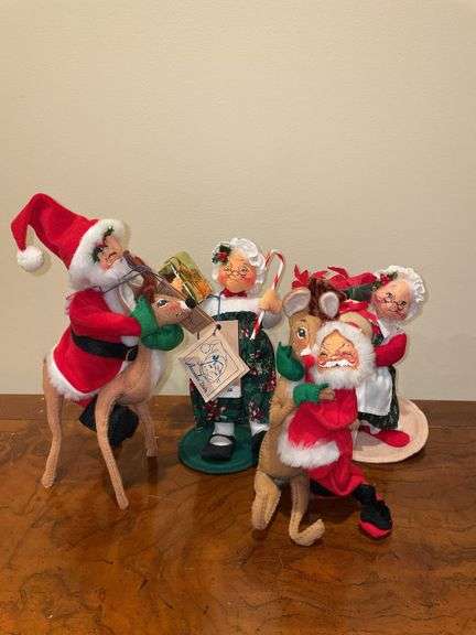 Annalee Mr. & Mrs. Claus with Rudolph