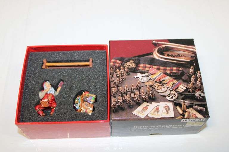 King & Country Santa Claus