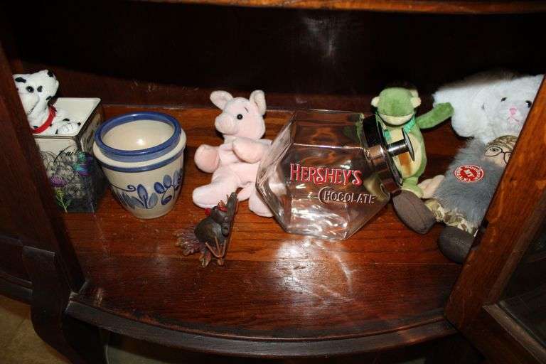 Hershey's Candy Jar & Toys