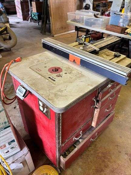 Woodpeckers Precision Router Table With Wixey Digital Gauge and Storage