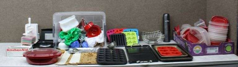 Kitchenware Collection Featuring KitchenAid, OXO, and Grand Gourmet Items