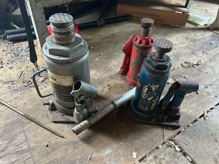 Bottle Jacks