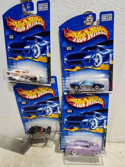 2001 Hot Wheels #57, 60, 76, 74