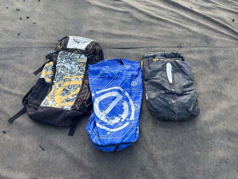 Epic kiteboarding Renegade 13 v2 Limited Edition & Bags