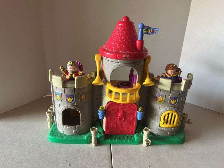 Vintage FP Little People Lil Kingdom Set