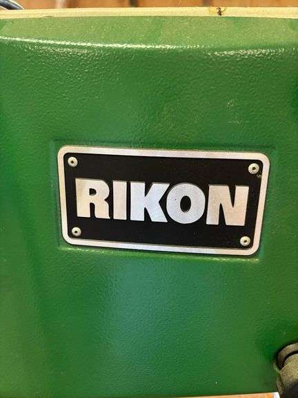 Rikon 16-Inch Bandsaw with 1.5 HP Motor