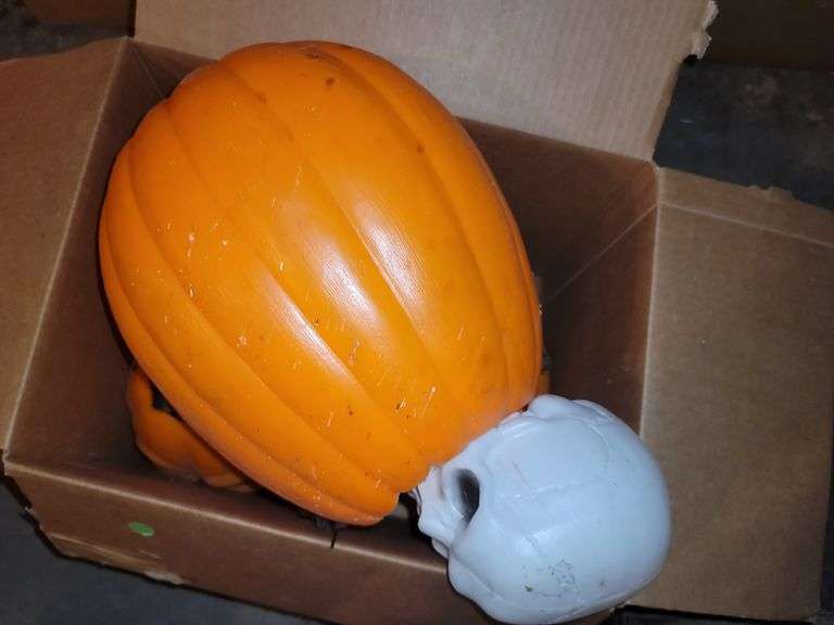 Halloween Decor