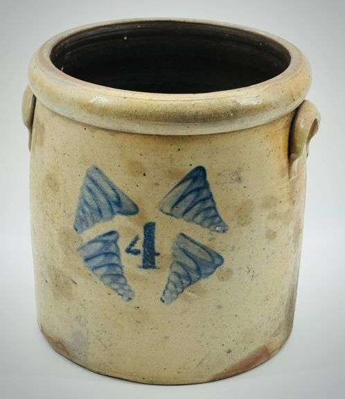 OLD Stoneware Crock with 4-Gallon Capacity and Blue Cobalt Decoration