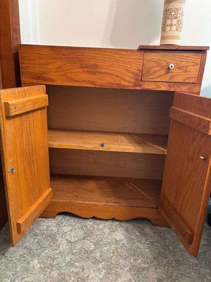 Vintage Wooden Dry Sink With Drawer and Double Doors, 29″x12″x28″