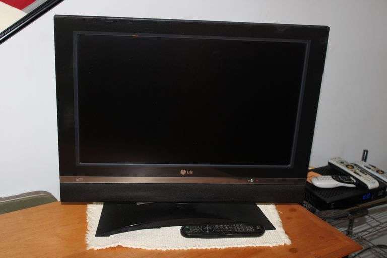 LG Flat Screen TV