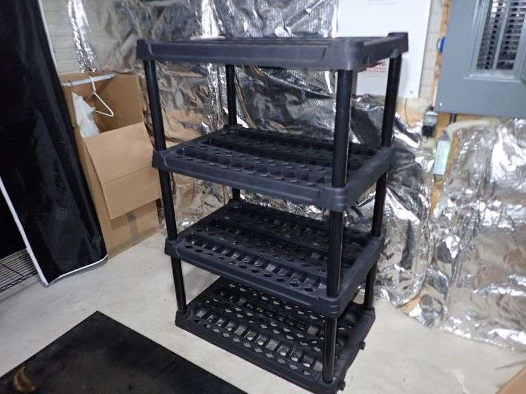 4 tier plastic shelf in vgc!