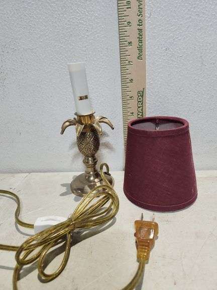 Vintage Brass Pineapple Lamp 7.25'' Tall Made In Taiwan R.O.C.