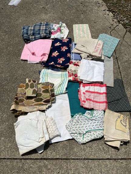 Fabric including flower sacks