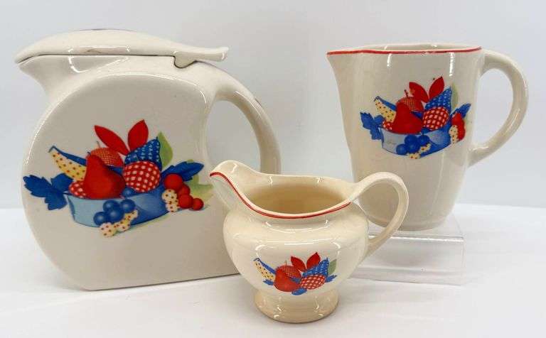 Universal Cambridge Ceramic Pitchers with Strawberries