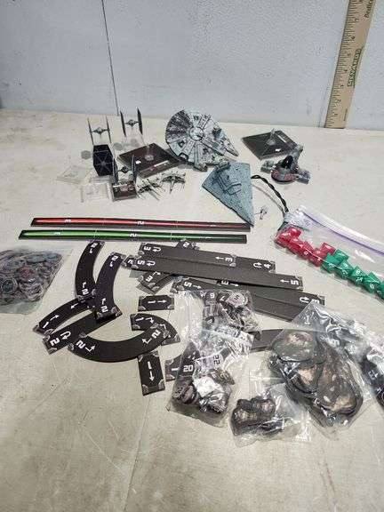 Star Wars X-Wing Miniature Game