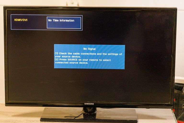 Samsung 32" Flatscreen TV