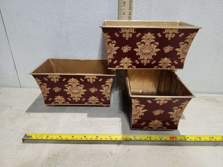 3 Metal Planters With Plastic Liners 8'' X 4.5'' X 4.25''