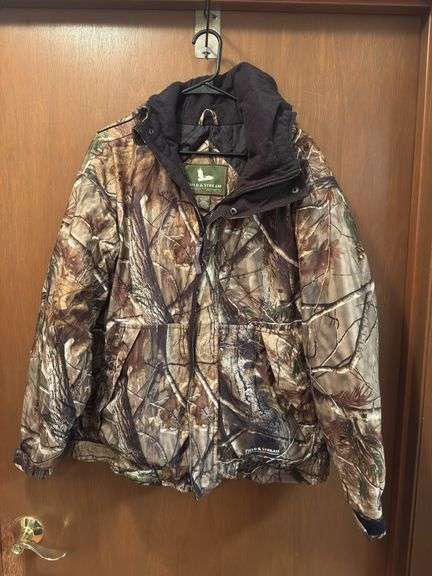 Field & Stream Size L Camo Hooded Coat LIKE NEW