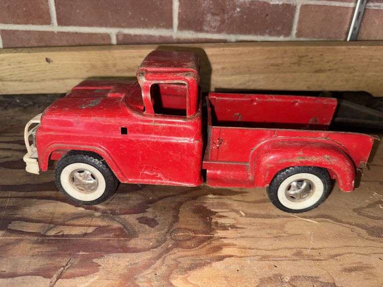 Buddy L truck