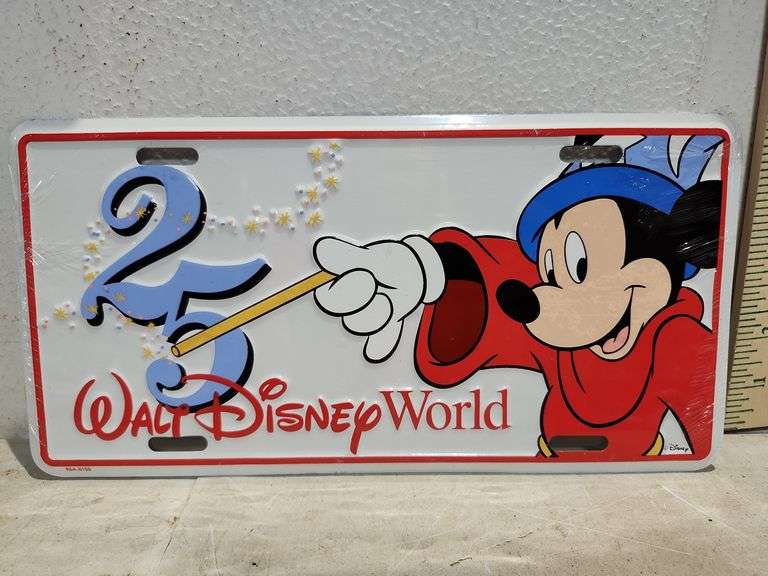 Walt Disney World Metal License Plate