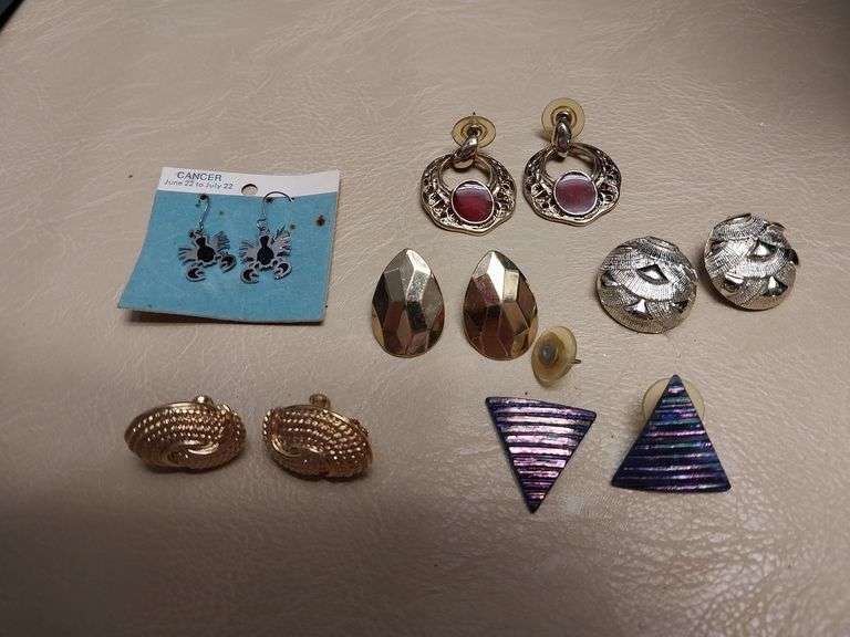 Mixed Earrings – Clip-Ons & Pierced (7 Pairs)