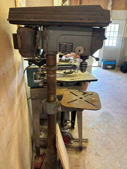 Delta Drill Press with Adjustable Table