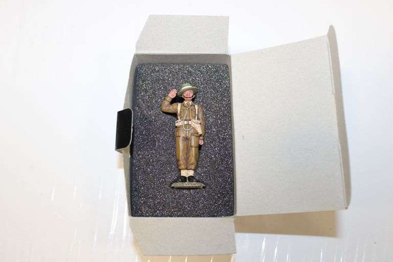 Saluting Gurkha Officer