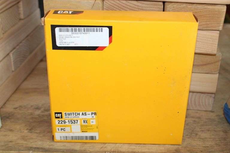 Caterpillar Switch