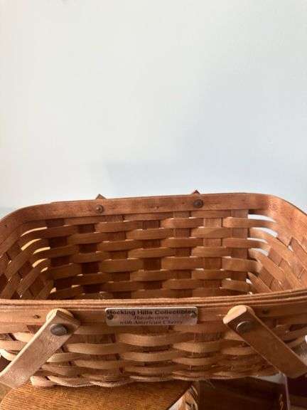 Hocking Hills Collectibles Basket
