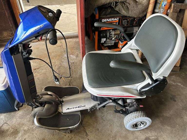 Auto Go Scooter (no battery, untested)