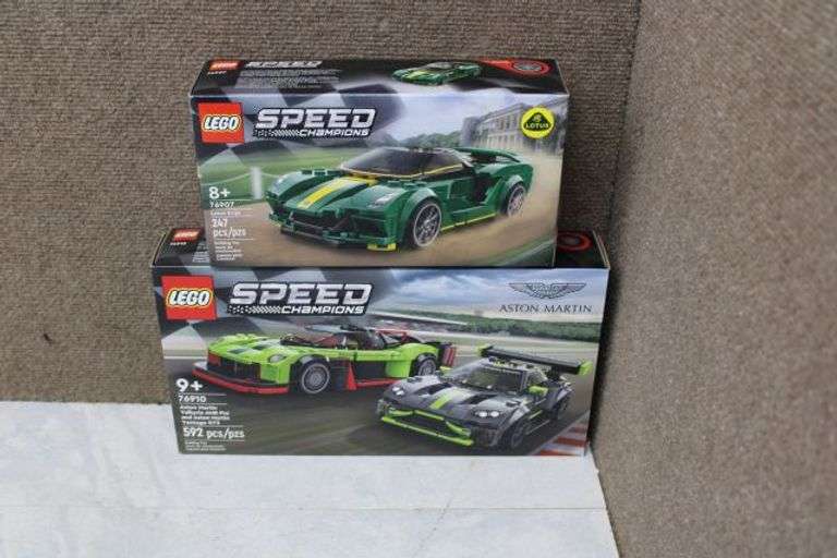 LEGO Speed Champions Aston Martin Valkyrie AMR Pro and Vantage GT3 Set 76910 & Lotus Evija Set 76907