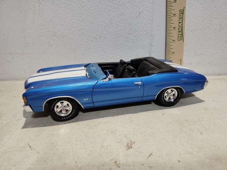 1971 Chevrolet Chevelle Diecast Car Scale 1/18