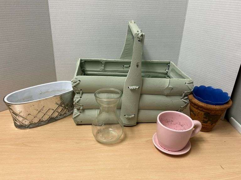 Garden Decor and Planter Assortment