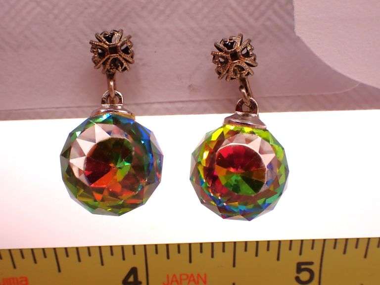 Sterling .925 Swarovski Rainbow Dangling Crystal screw back earrings