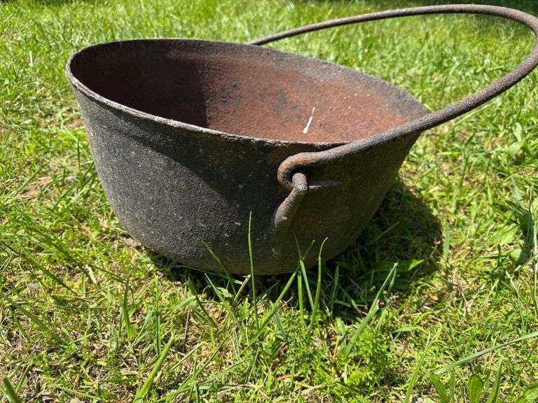 Cast Cauldron