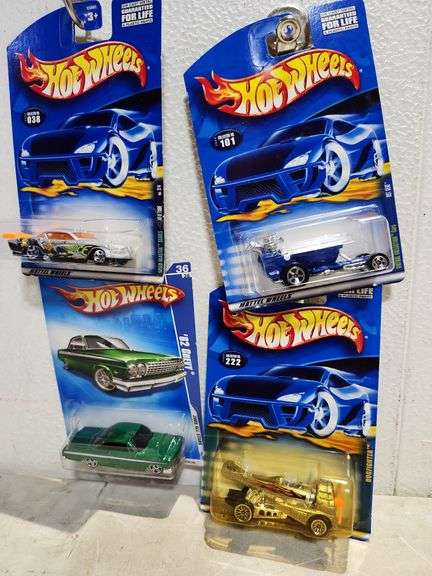 2000 Hot Wheels #38, 101,222 & 2008 #076