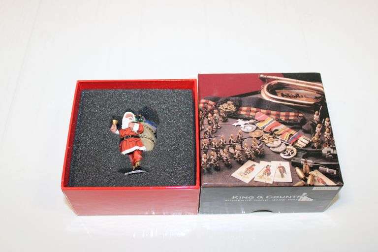 King & Country Santa Claus