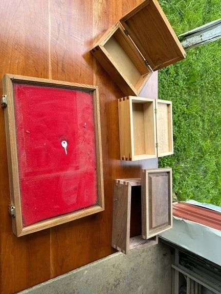Wooden Boxes With Lined Storage and Key