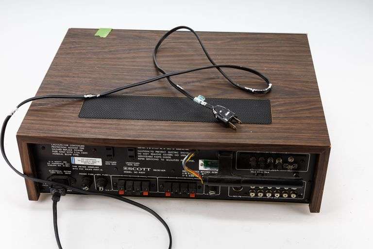 Vintage Scott AM/FM Audio Receiver R337