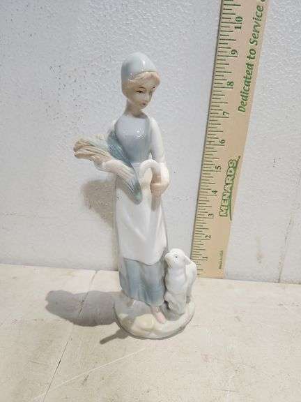 Vintage Porcelain Farm Girl With Sheaves And Lamb