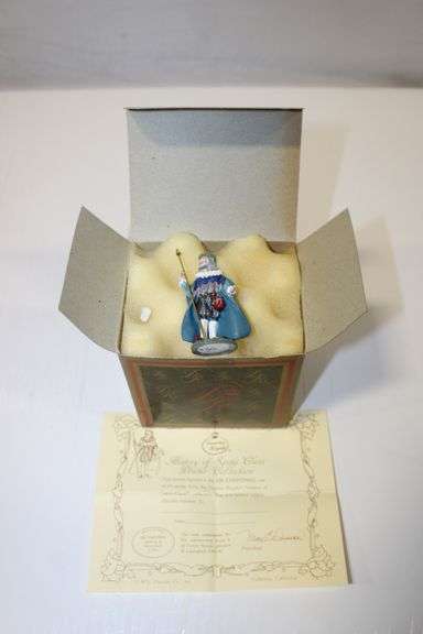 History of Santa Figure
