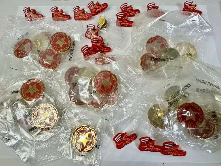 McDonald's Pins to Encourage Customer Service