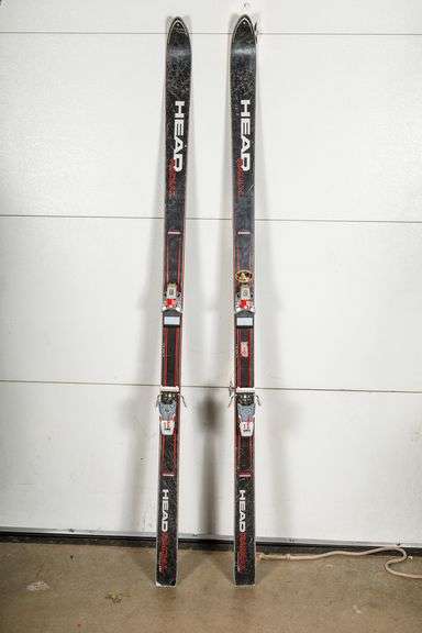 Head Radial Snow Skiis