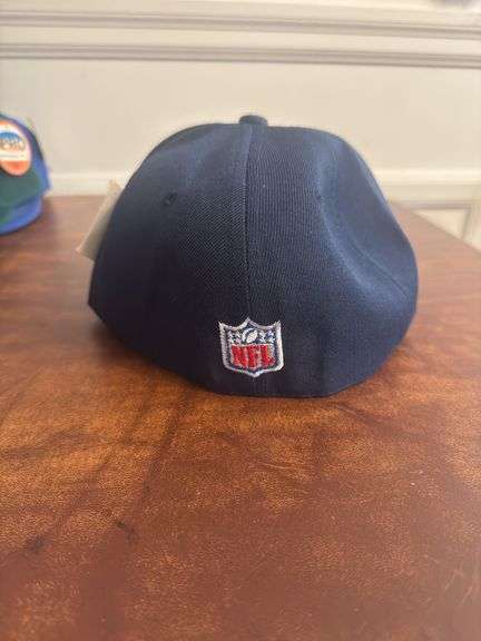 Eagles SnapBack Size 7 1/8 Blue
