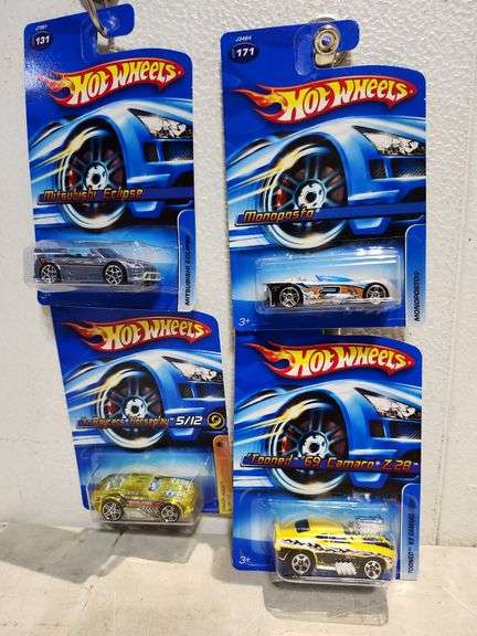 2006 Hot Wheels #115, 124, 131, 171