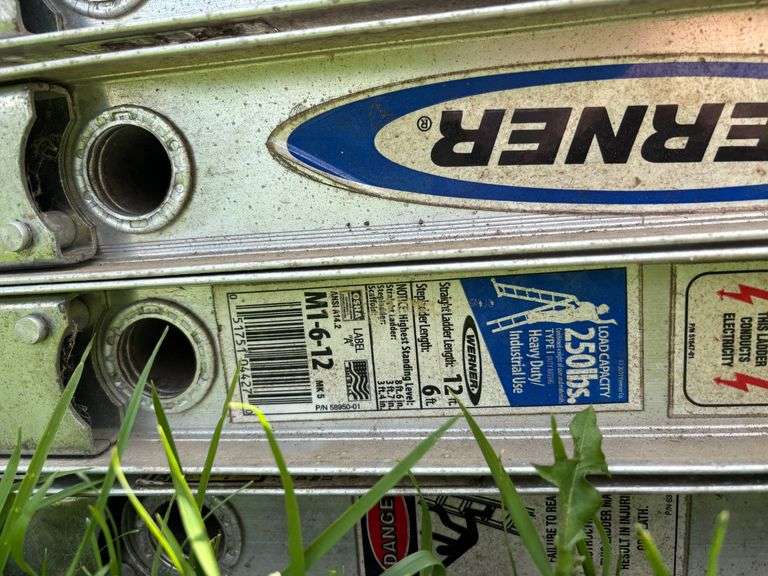 Werner MT-6-12 Fiberglass Telescoping Multi-Ladder