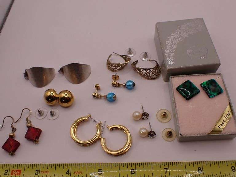 8 pair of Earrings