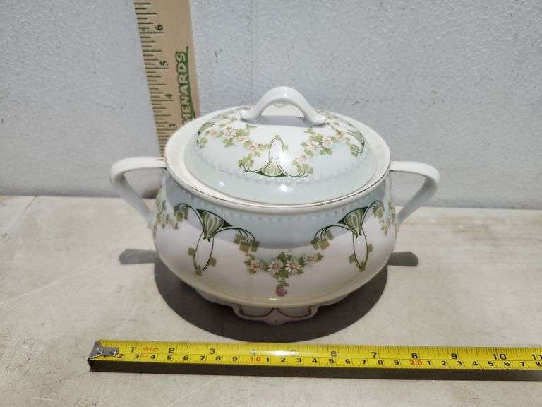 M Z Austria Habsburg-China 1100 1 Soup Tureen 9'' X 6'' X 6'''
