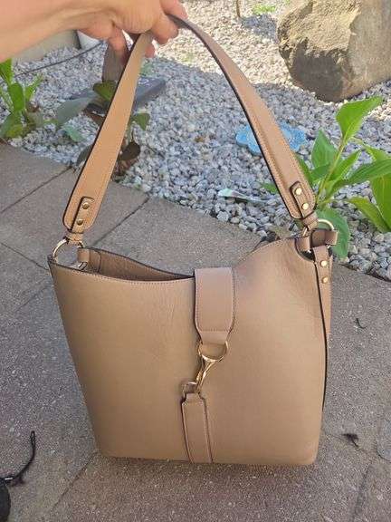 Light pink purse